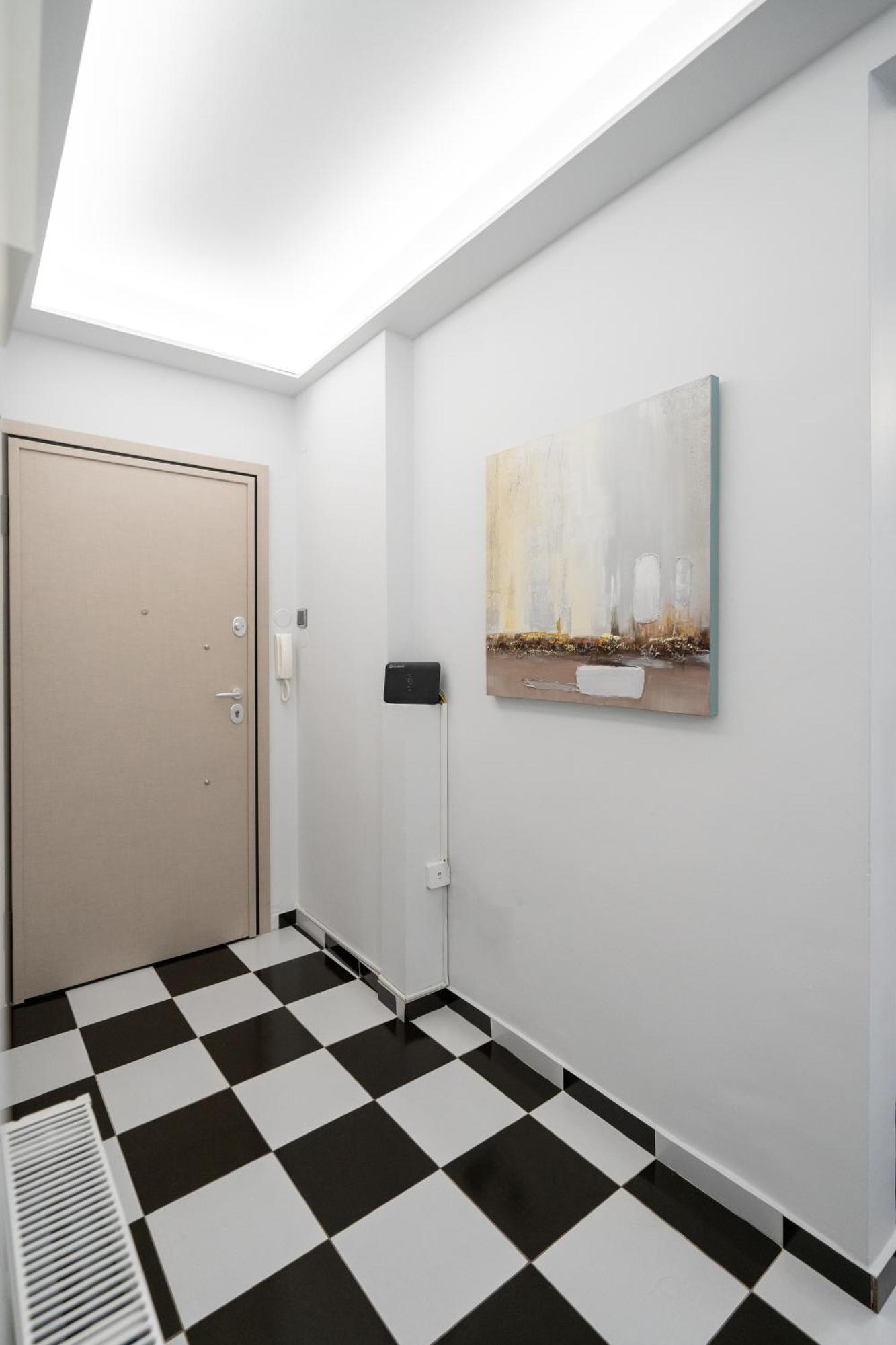 Aphrodites House Upon White Tower Apartment *